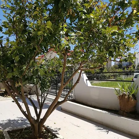 Rhodes Paulsia Cosy Apartments *