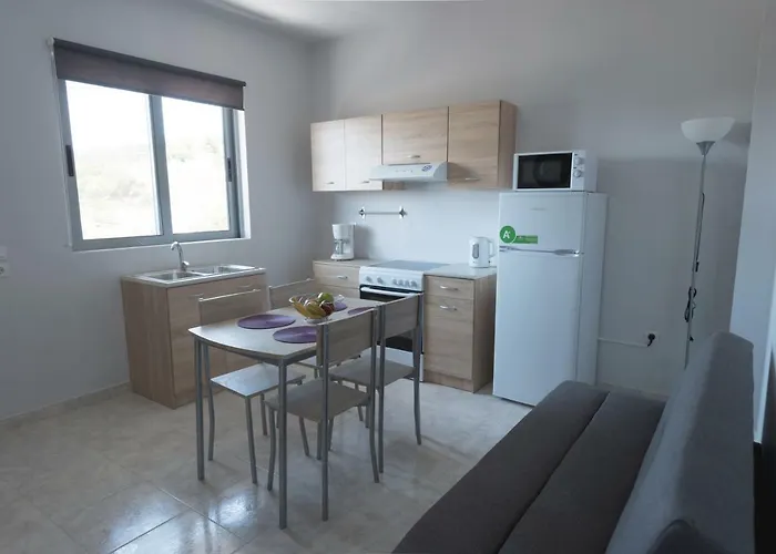 Rhodes Paulsia Cosy Lejlighed *