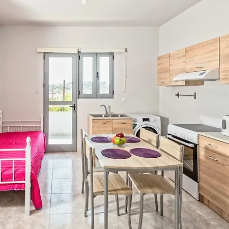 Rhodes Paulsia Cosy Apartments דירה