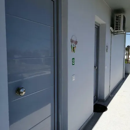 Rhodes Paulsia Cosy Apartments